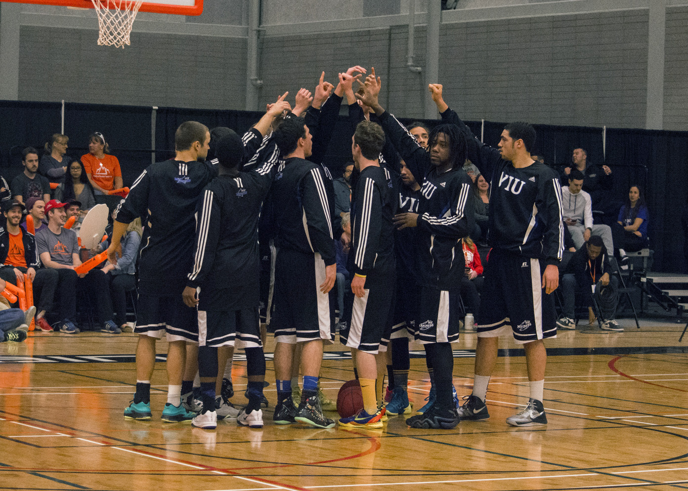 2015 VIU Mariners Men's Basketball - CCAA Silver Medallists