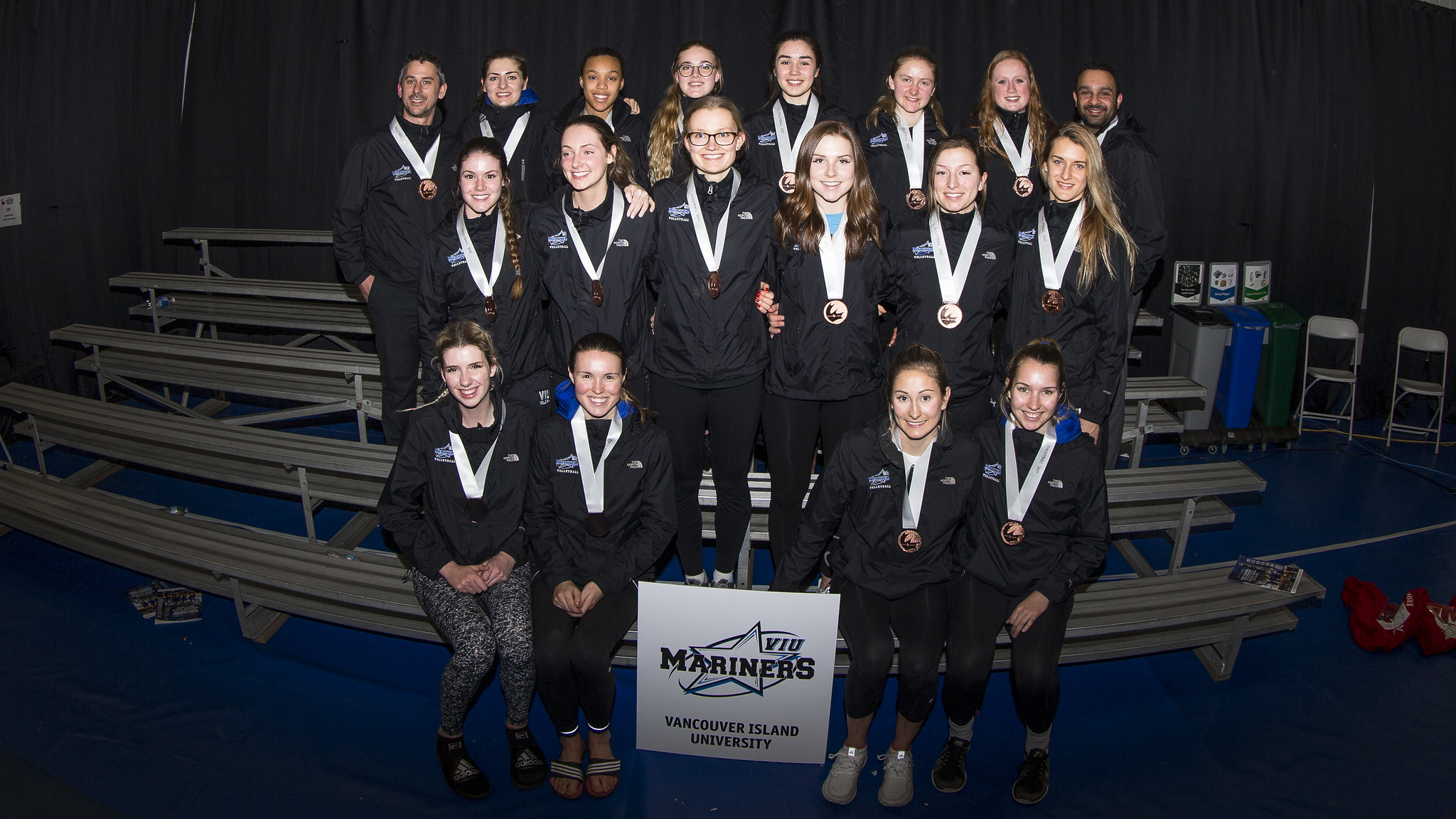 2017 VIU Mariners Women's Volleyball - CCAA Bronze Medallists