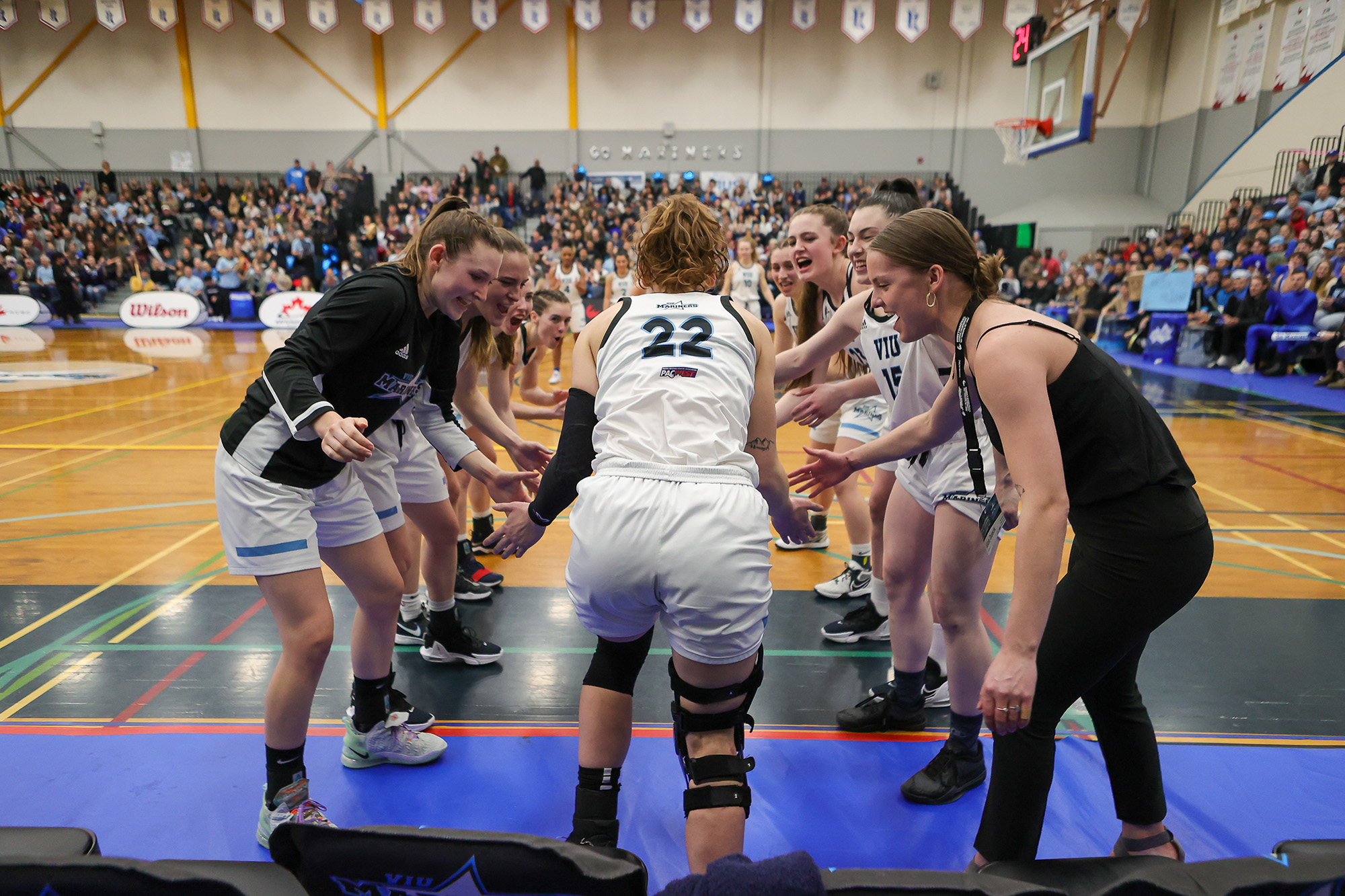 2022 VIU Women's Basketball - CCAA Silver
